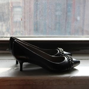 NEW DKNYC Black Leather Kitten Heel Pumps